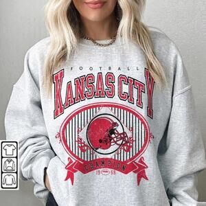 Kansas City Chiefs Sweatshirt, Patrick Mahomes Retro Crewneck